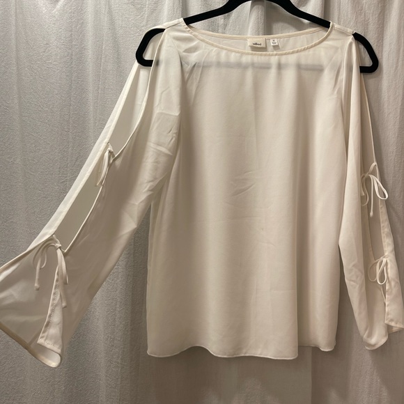 Wilfred by Aritzia white open sleeve blouse - Picture 2 of 3